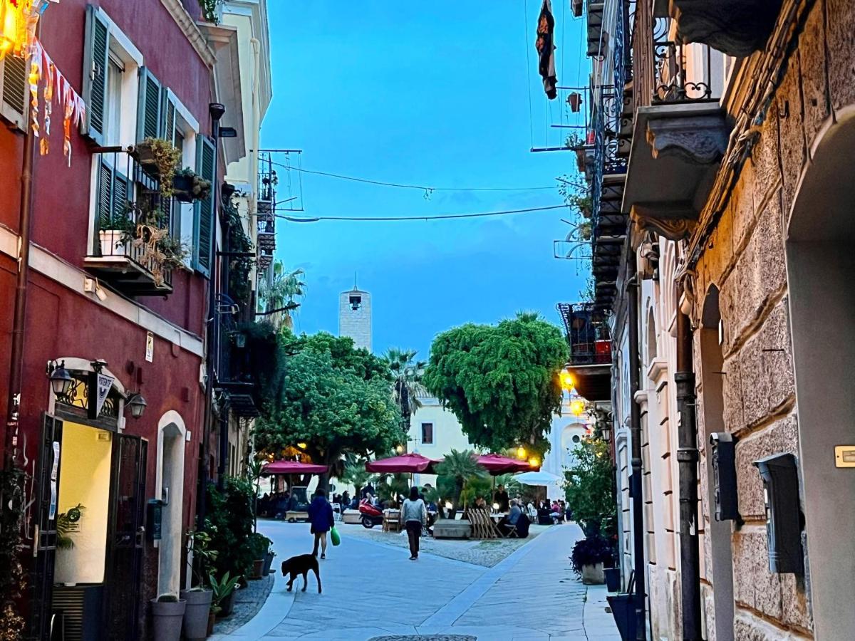Апартаменты La Casa Di Ale Nel Centro Storico Di Кальяри Экстерьер фото
